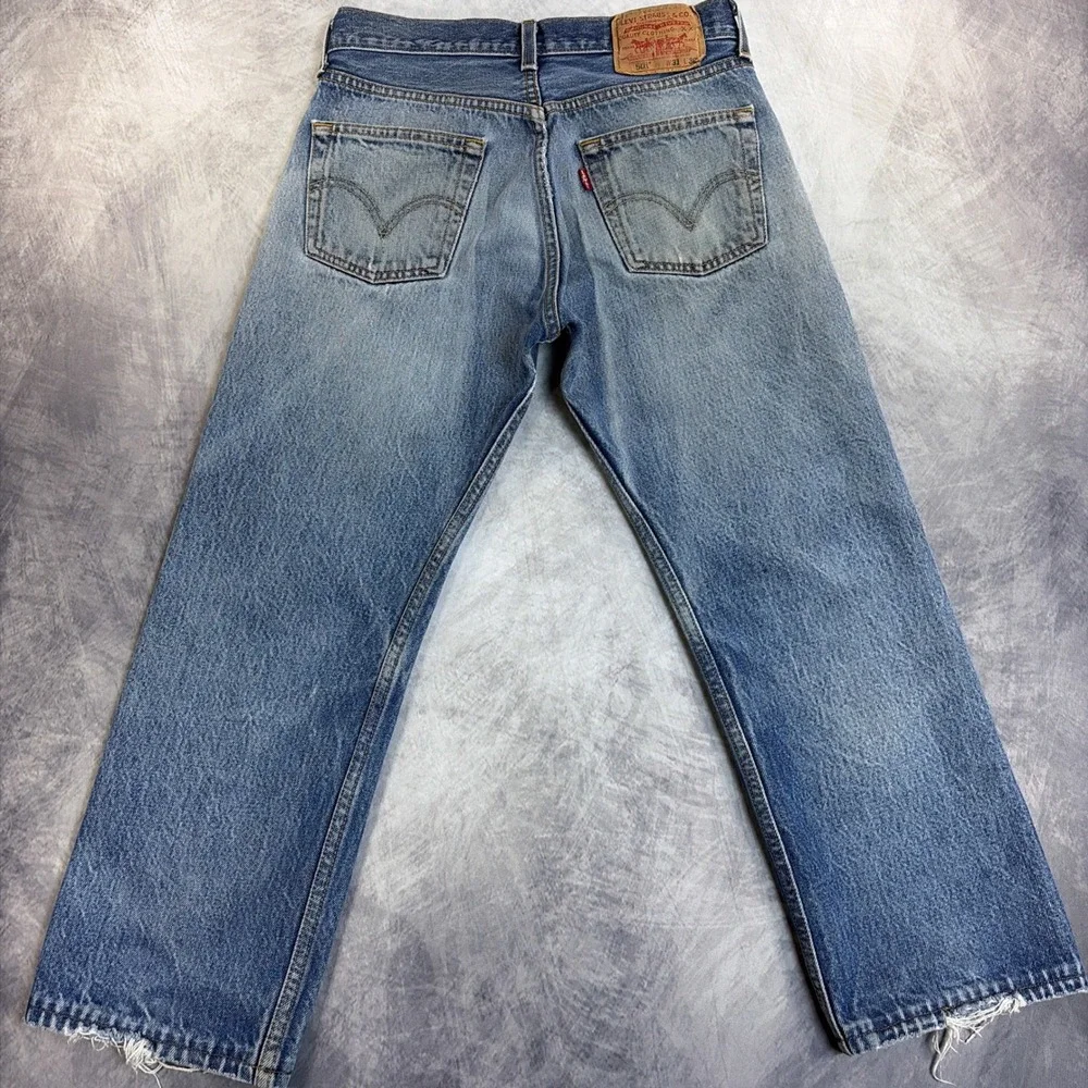 Levi's 501 Jeans Mens 31x30 Distressed Light Wash Grunge Made in Mexico Denim